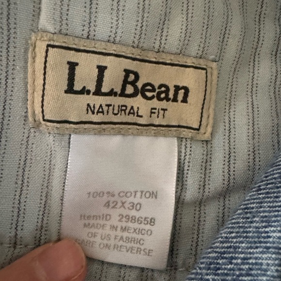 L.L. Bean Natural Fit Straight Leg Blue Jeans 100% Cotton Comfy Mens Size 42x30 - Picture 4 of 4
